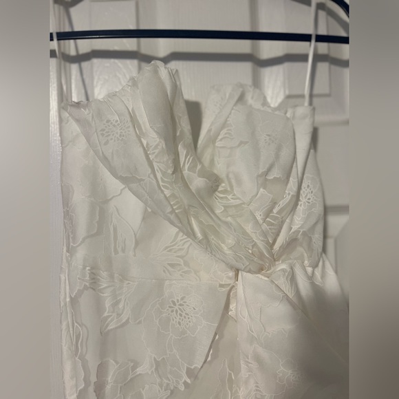 DEE ELLY WHITE STRAPLESS MIDI DRESS BRIDAL/BACHELORETTE - Picture 3 of 3